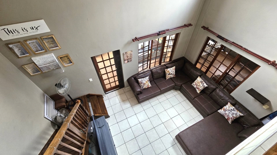 To Let 3 Bedroom Property for Rent in Meerhof North West